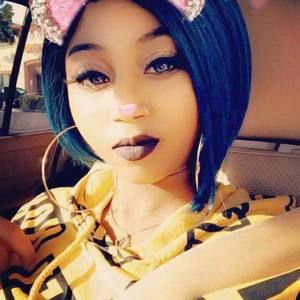 Meet your Posher, Candy